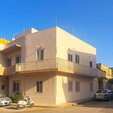 Smart Hostel Birkirkara Buitenkant foto